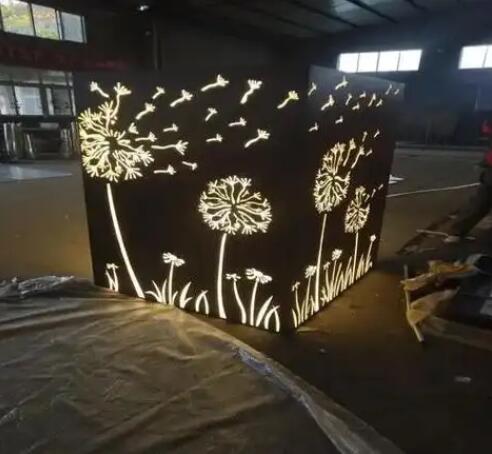 郊区耐候钢灯箱